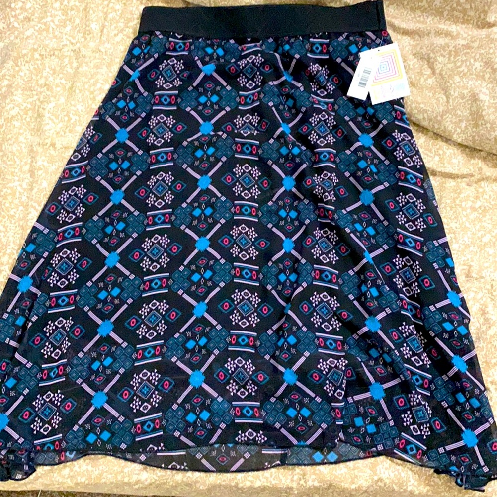 Lularoe Lola skirt- NWT